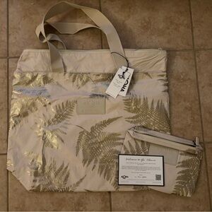 NWT Tommy Bahama Aloha Brand Tote Bag with Small Pouch